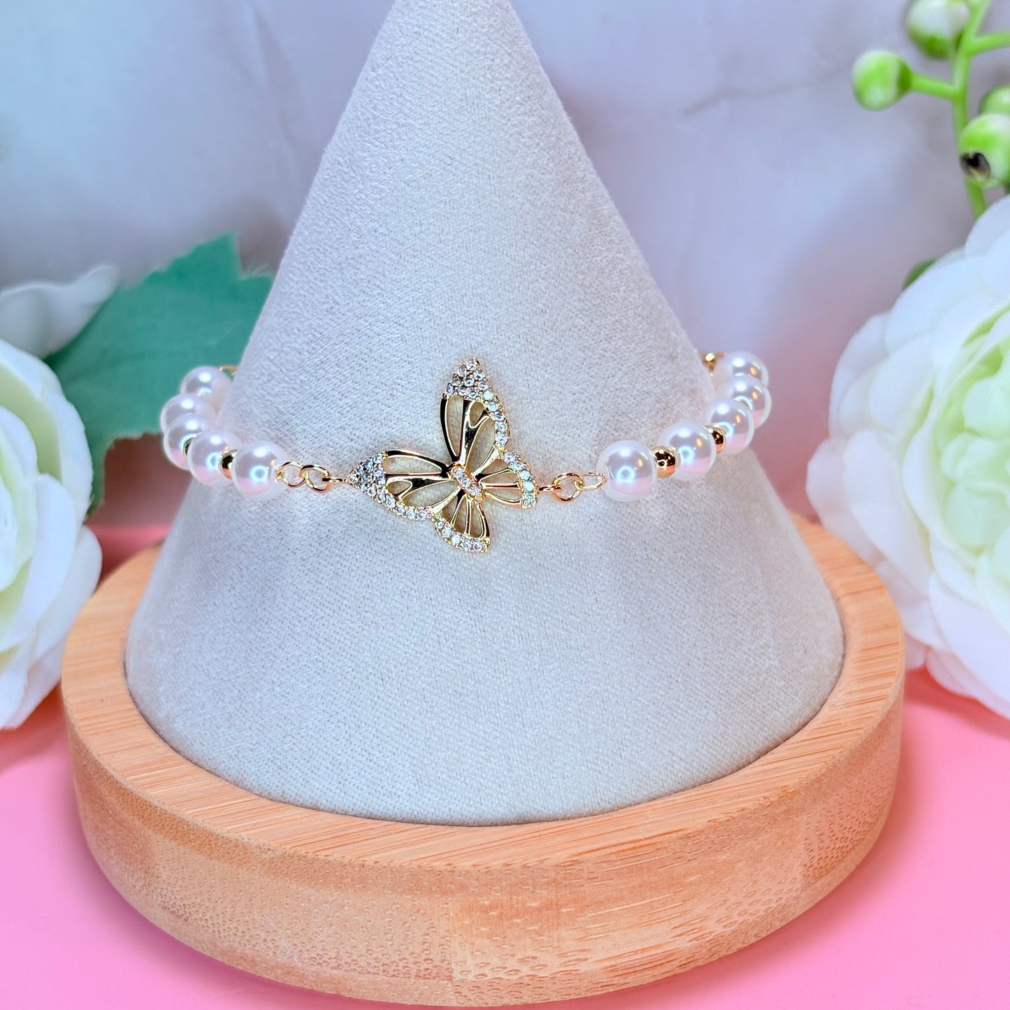adjustable pearly butterfly bracelet