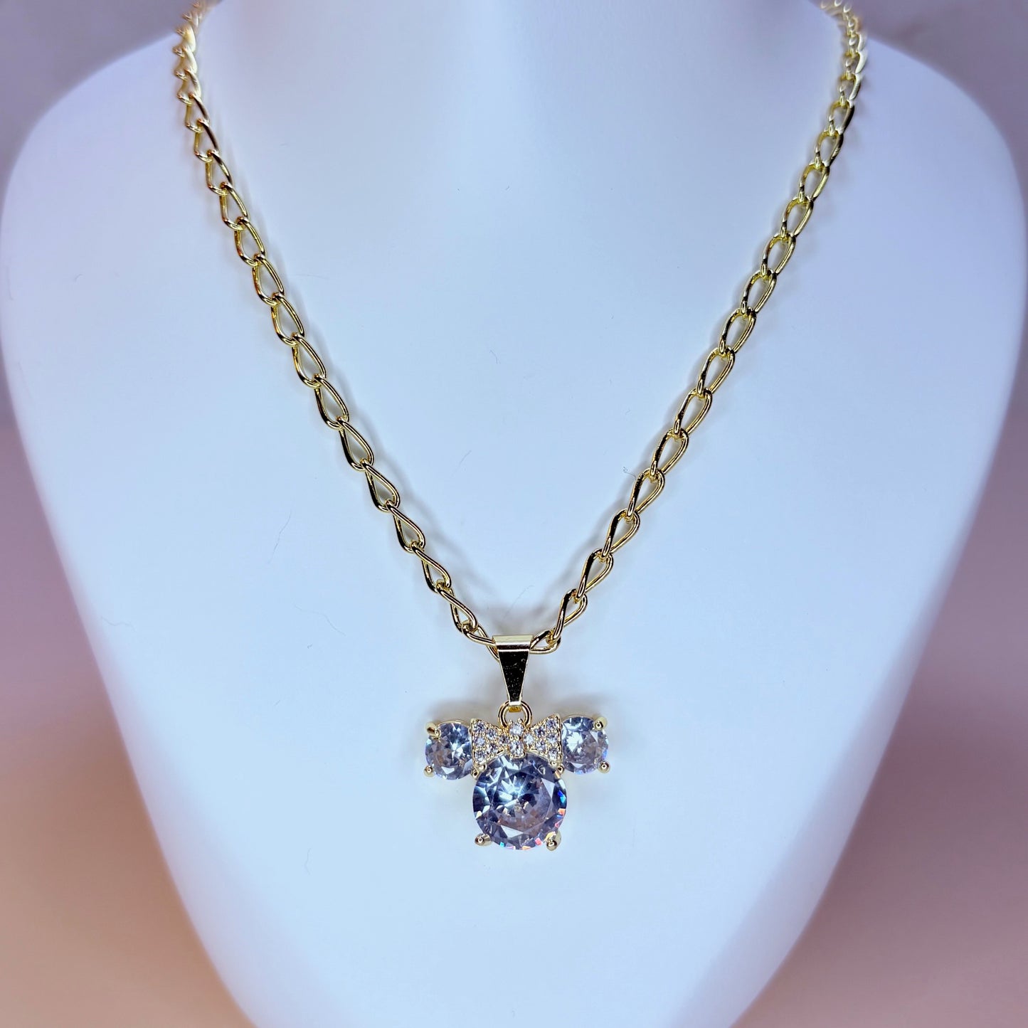 minnie necklace