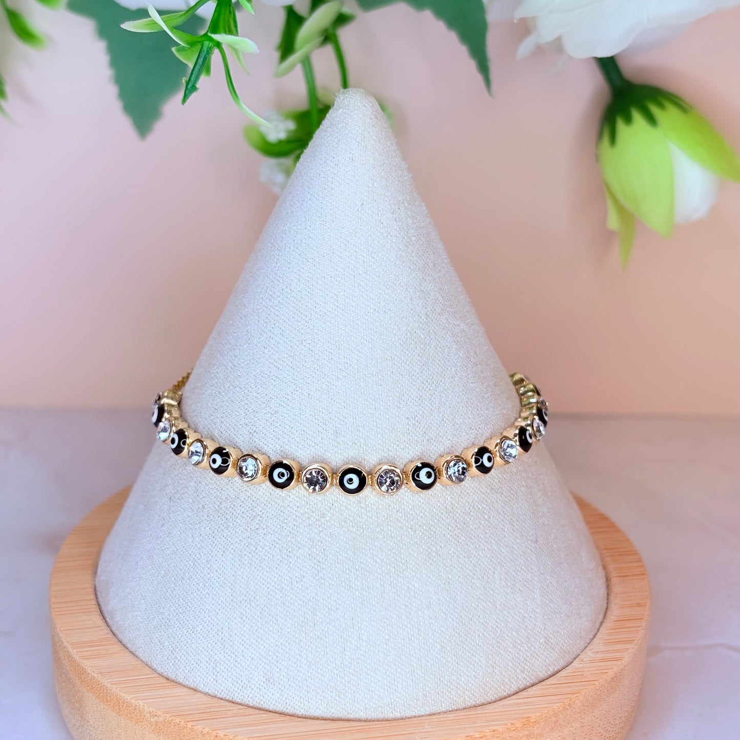 adjustable onyx evil eye bracelet