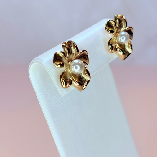 aislynn flower earrings