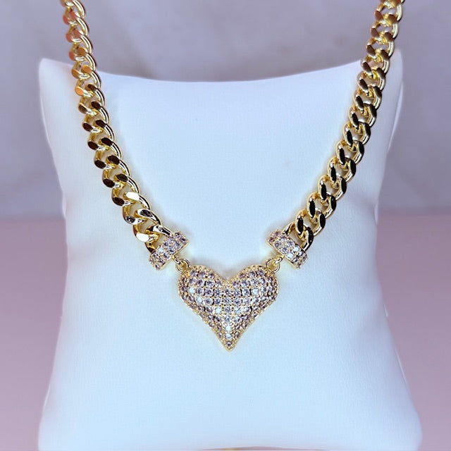 chunky amor necklace