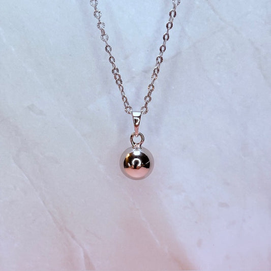 silver dainty balin necklace