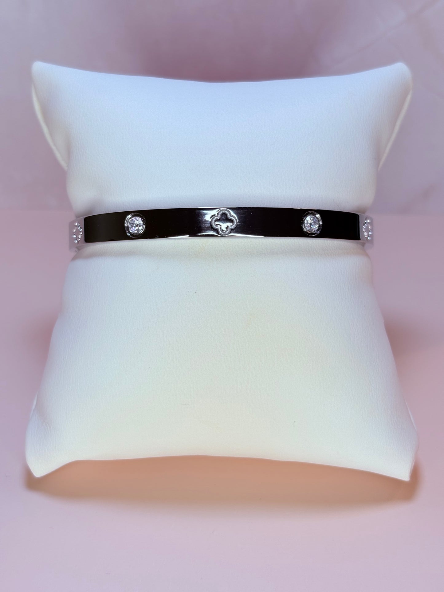 flower bangle