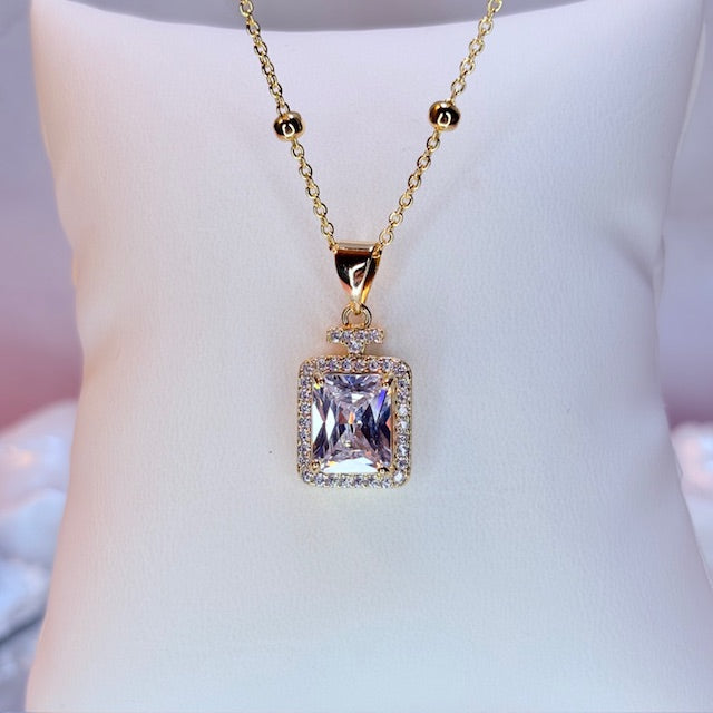 glam perfume necklace