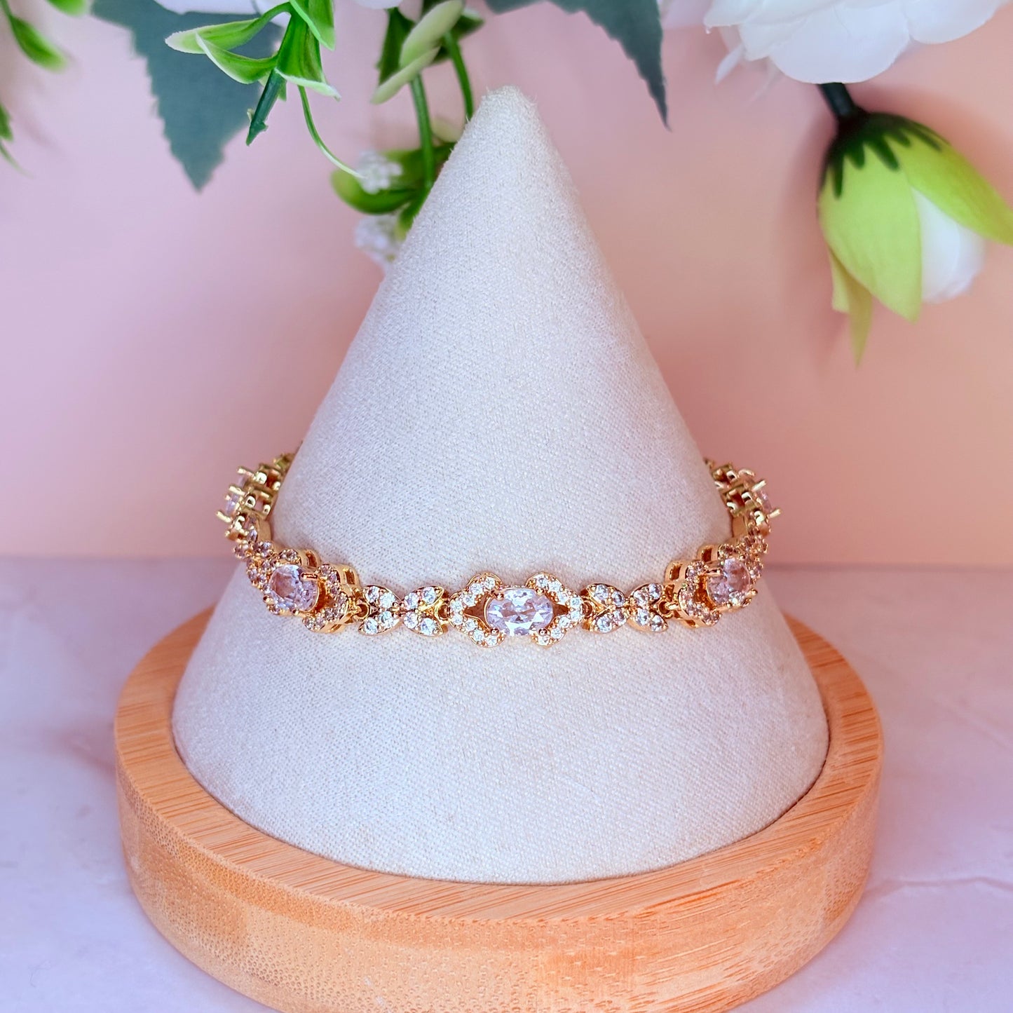 julietta bow diamond bracelet