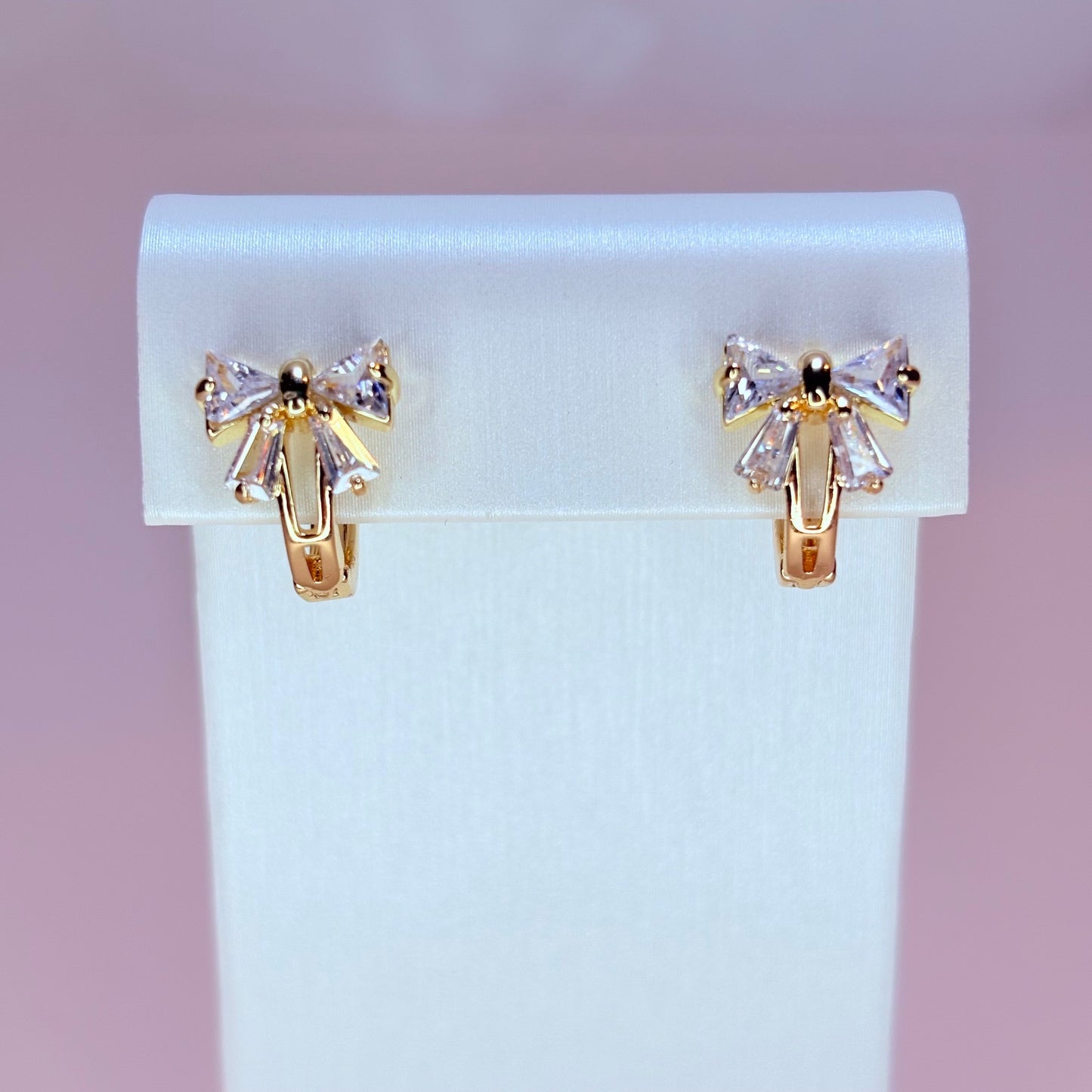 bailey bow earrings
