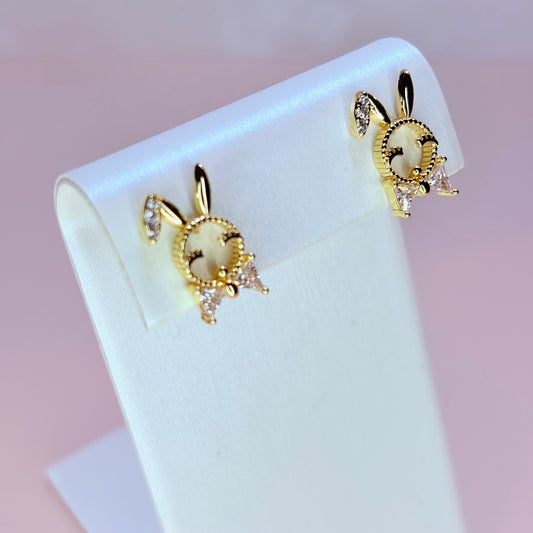 lola bunny earrings