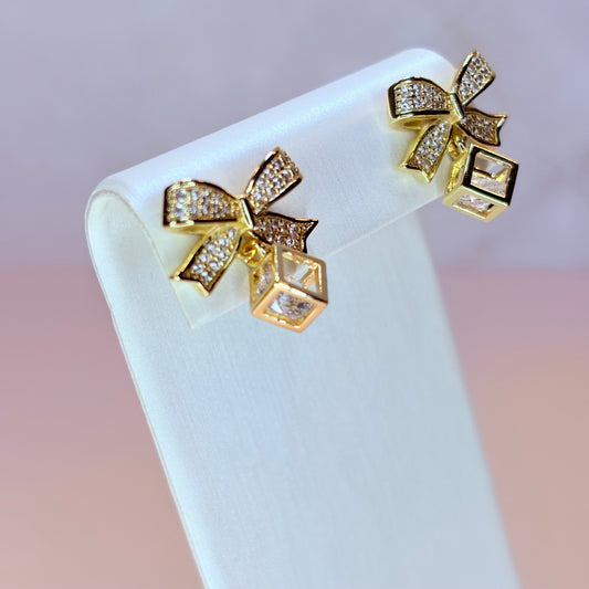 montgomery bow earrings