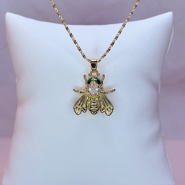 mosca necklace