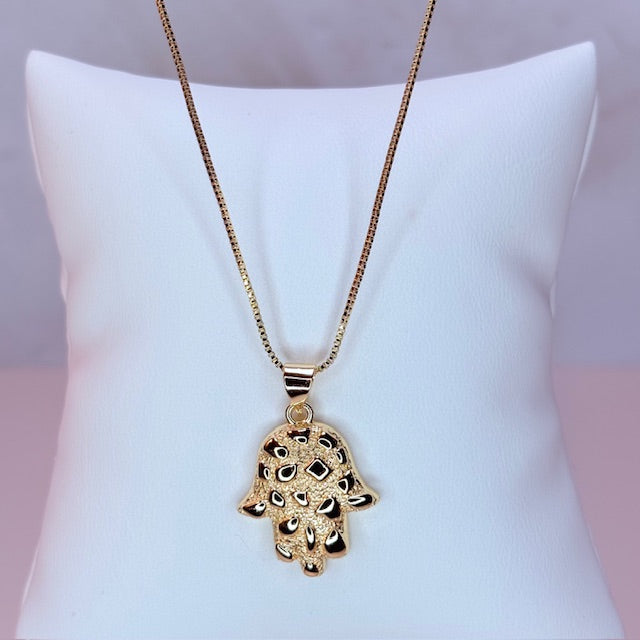 nugget fatima hand necklace