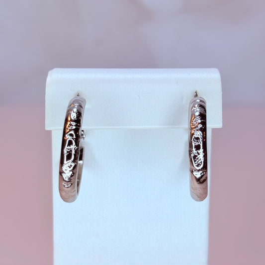 silver metal hoops