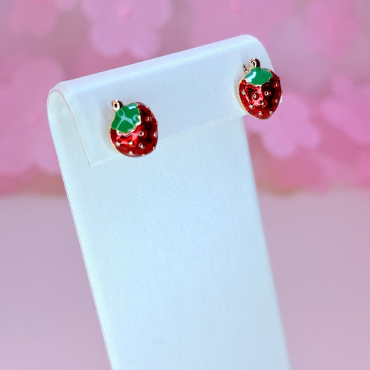 18k strawberry earrings