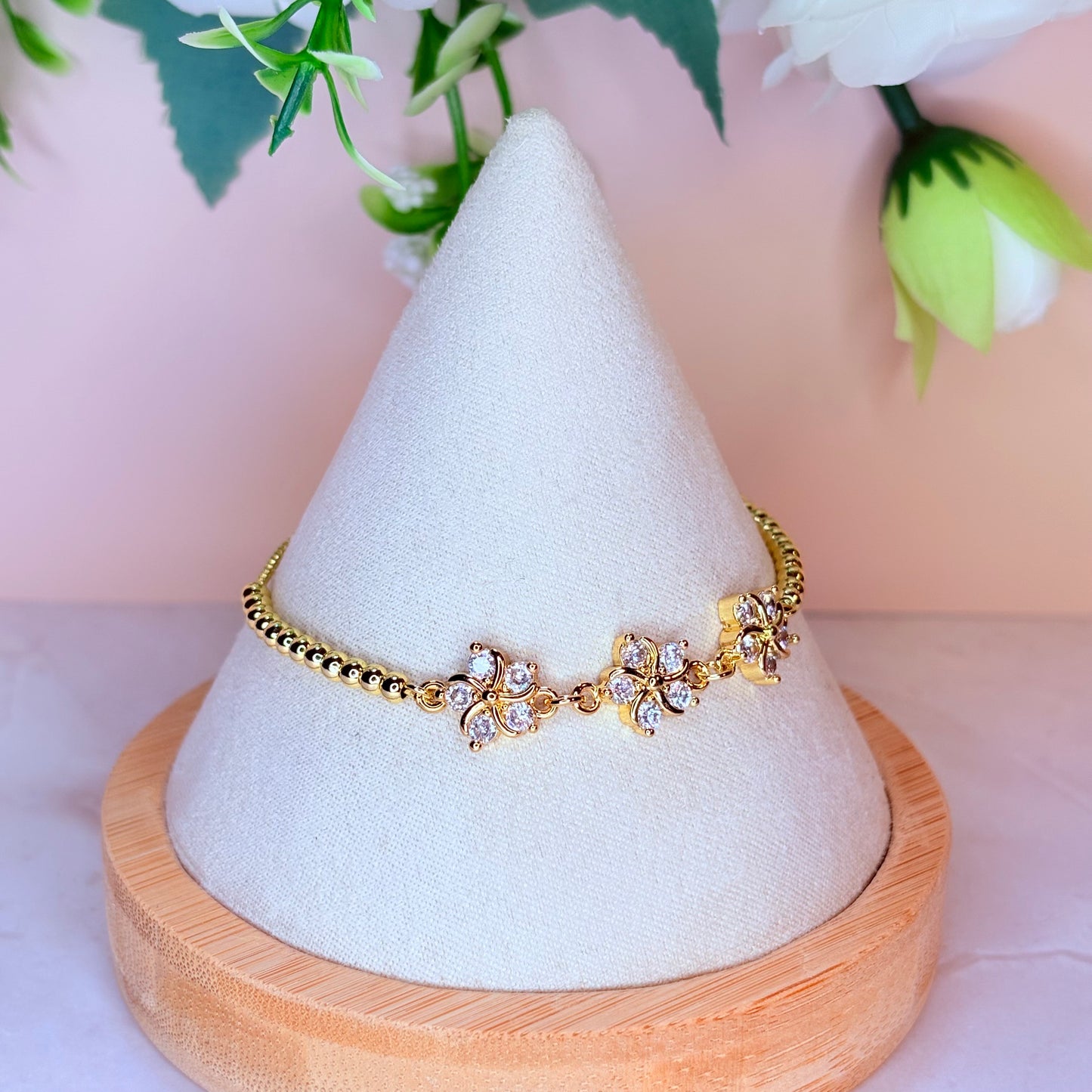 adjustable lisa flower bracelet