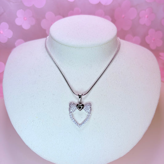 amelie sweatheart silver necklace