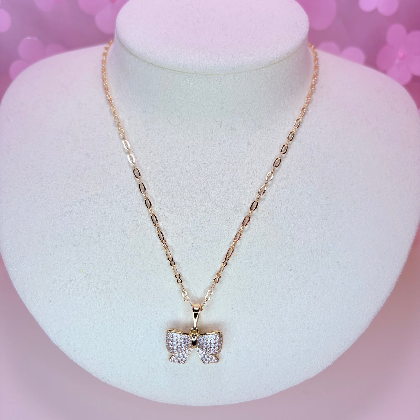 dainty bow necklace