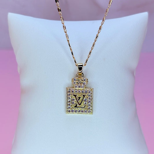 LV beauty necklace