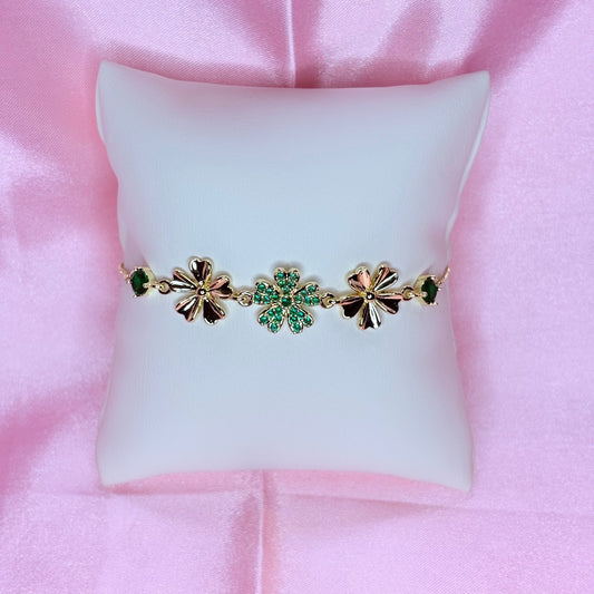 adjustable flower bracelet