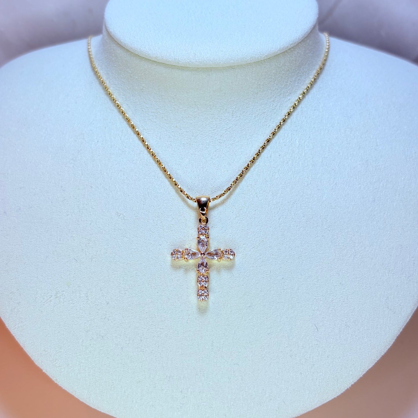araceli cross necklace