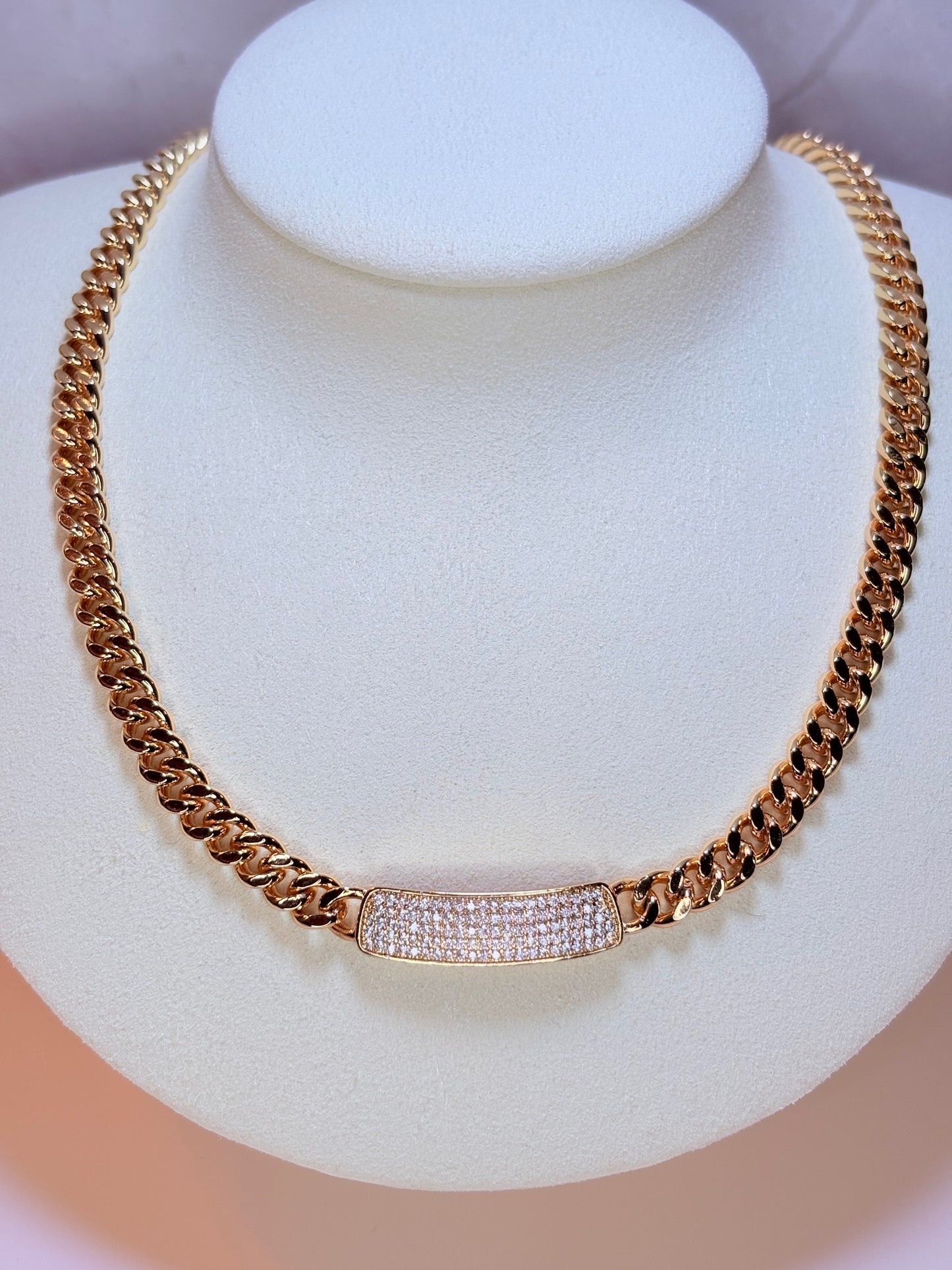 belen bar cuban link gargantilla 20"