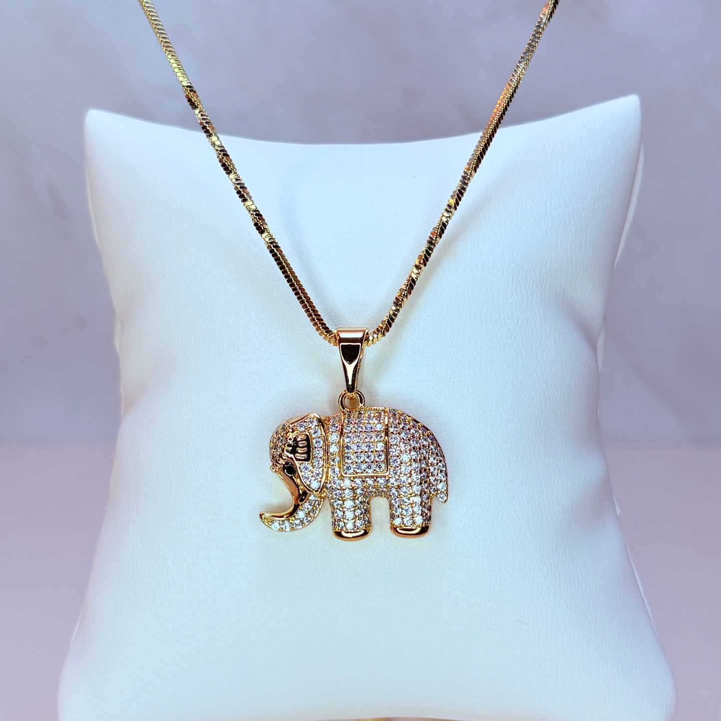 belle elephant necklace