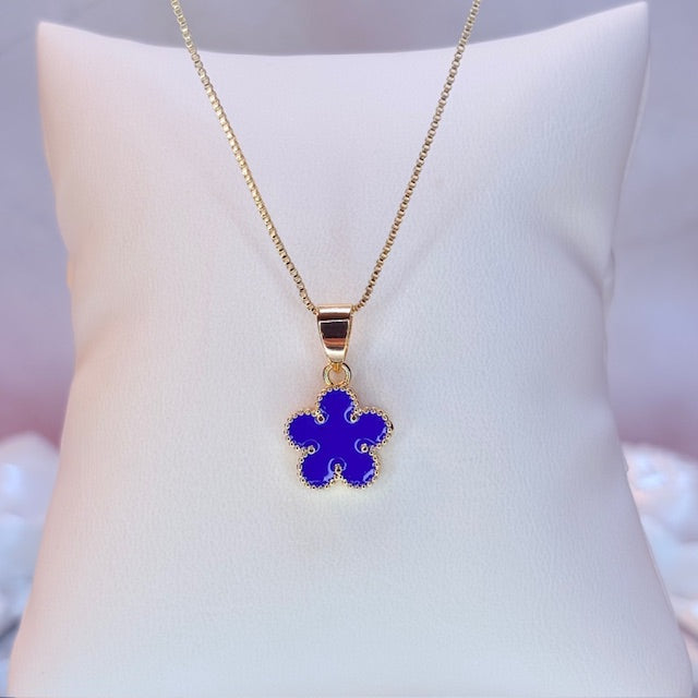 bloom charm necklace