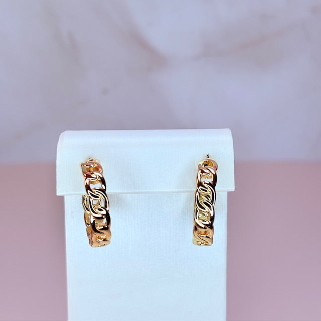 cable hoop earring