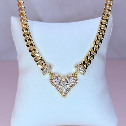 chunky amor necklace