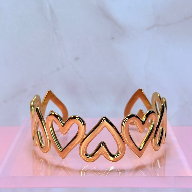 chunky heart bangle
