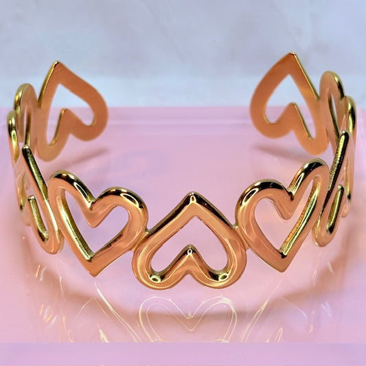 chunky heart bangle