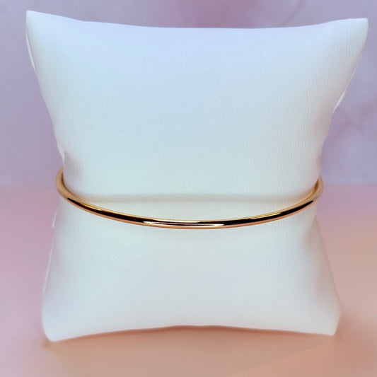 classic bangle bracelet