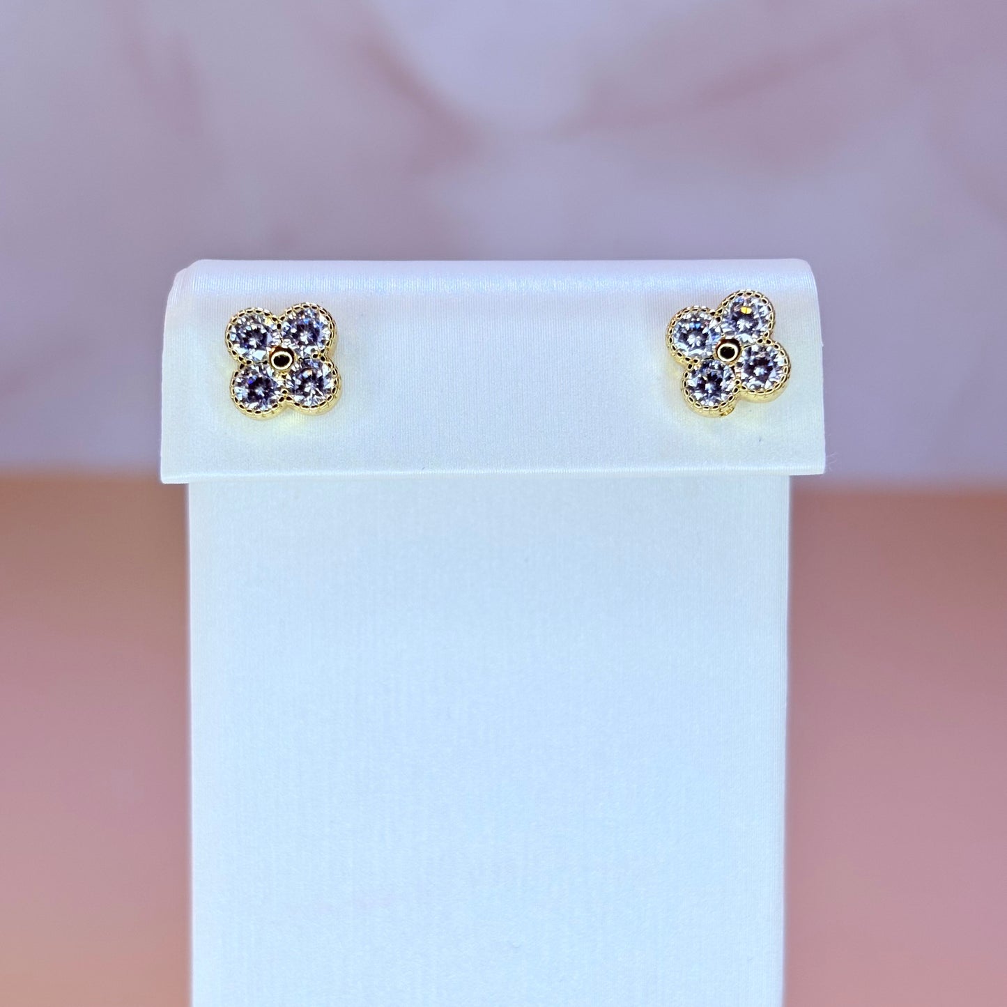 coquette clover stud earrings