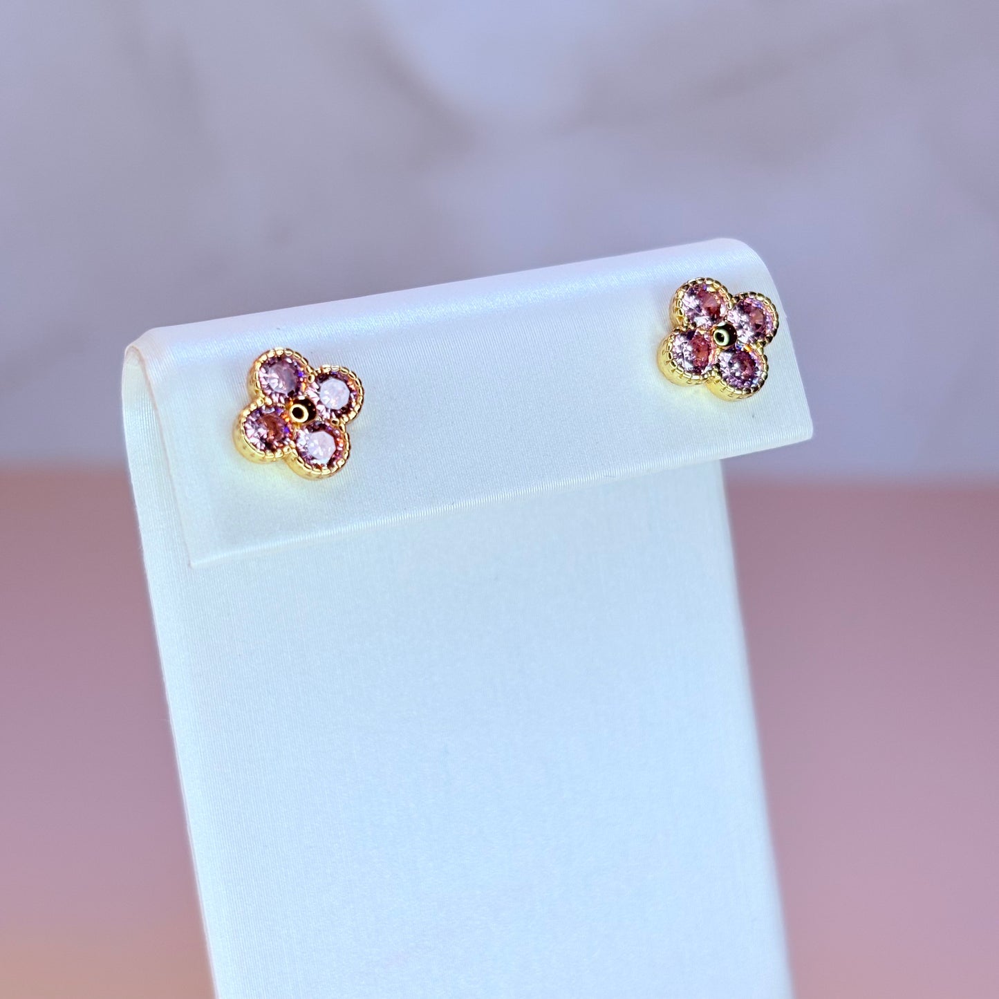 coquette clover stud earrings