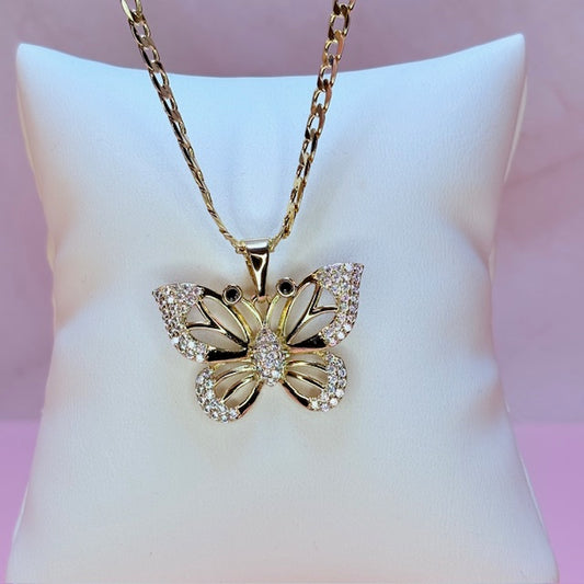 dainty butterfly necklace