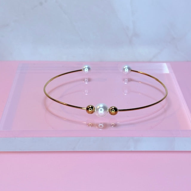 dainty pearl bangle