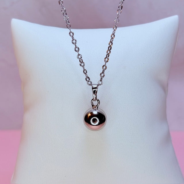 silver dainty balin necklace