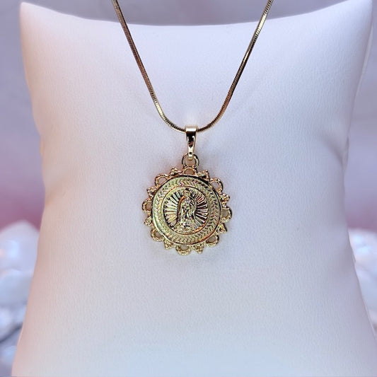 dainty virgencita necklace