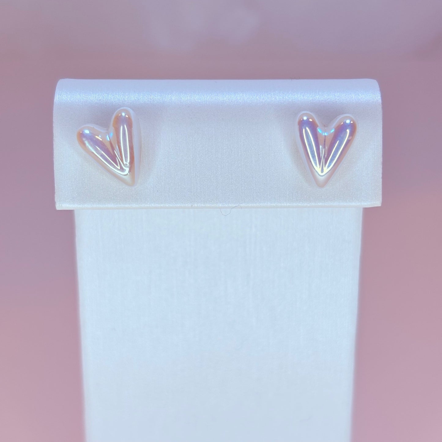 daisy heart earrings
