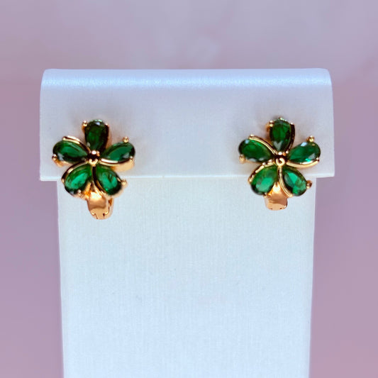 emerald clover huggie earring