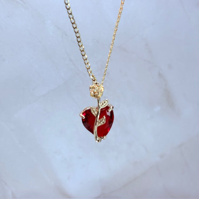 enchanted rose heart necklace