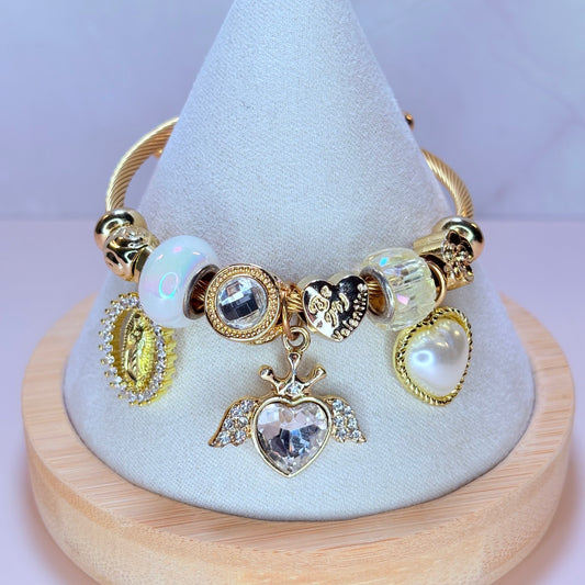 fe y amor charm bangle