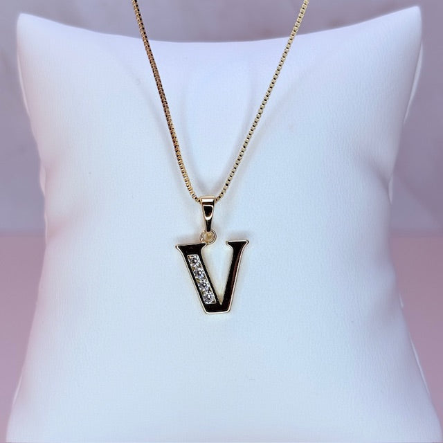 gold initial necklace