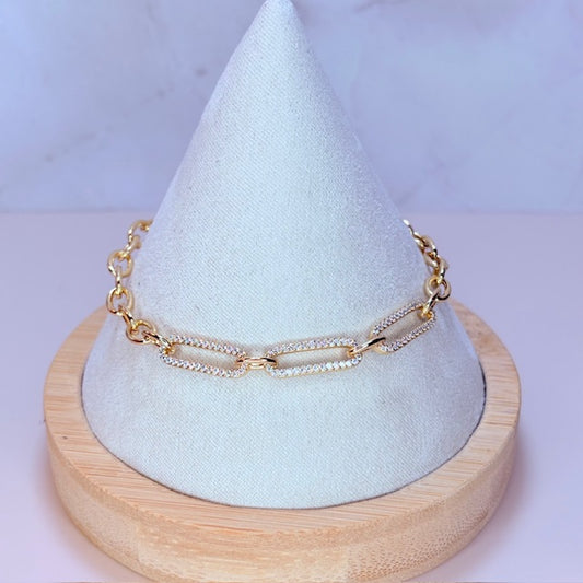 gold paperclip bracelet