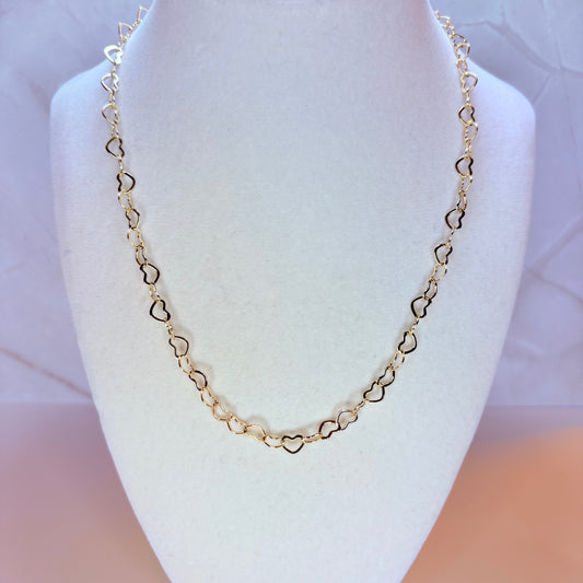 18" heart chain