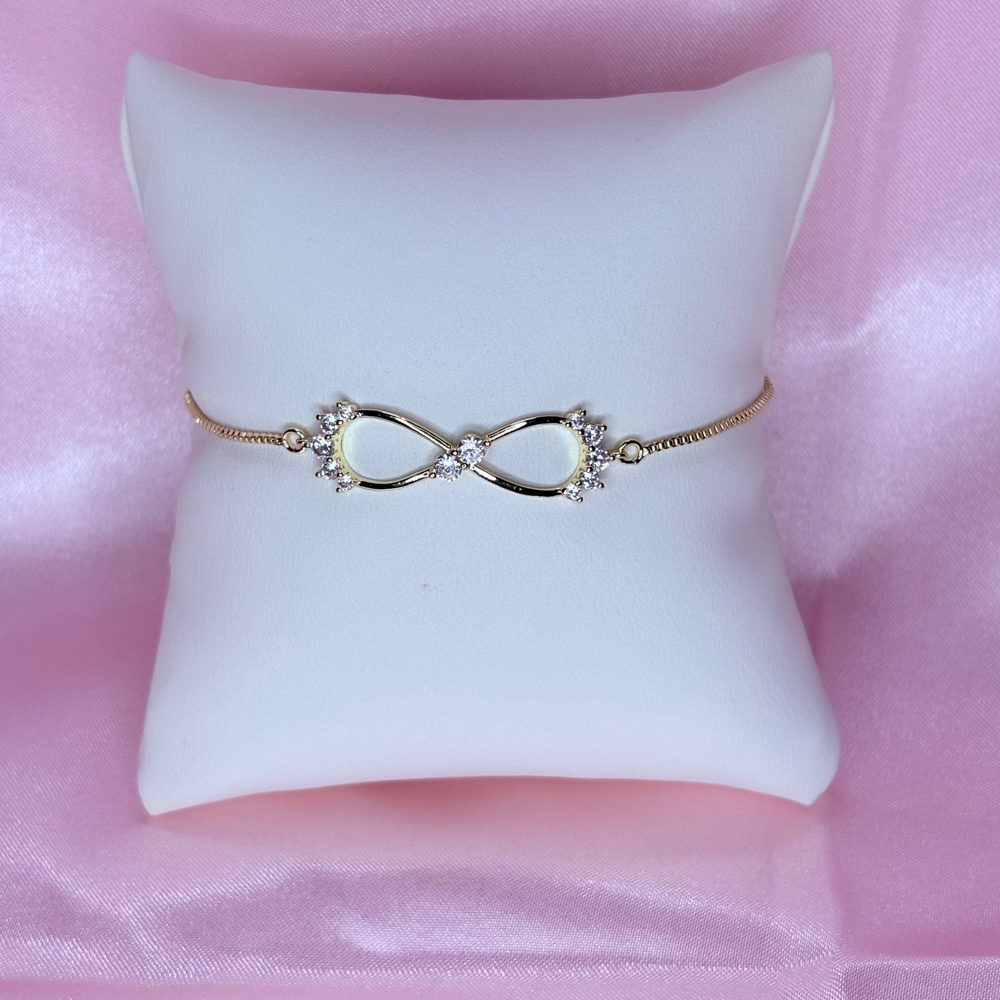 adjustable ximena infinity bracelet