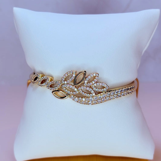 isis leaf bangle bracelet
