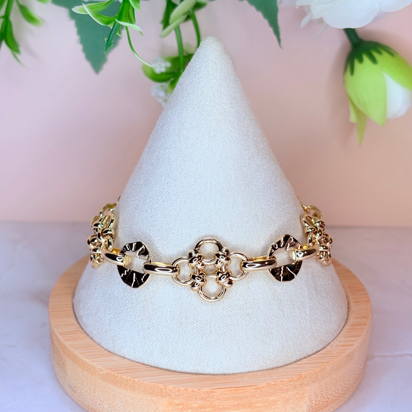 kassidi knot flower bracelet