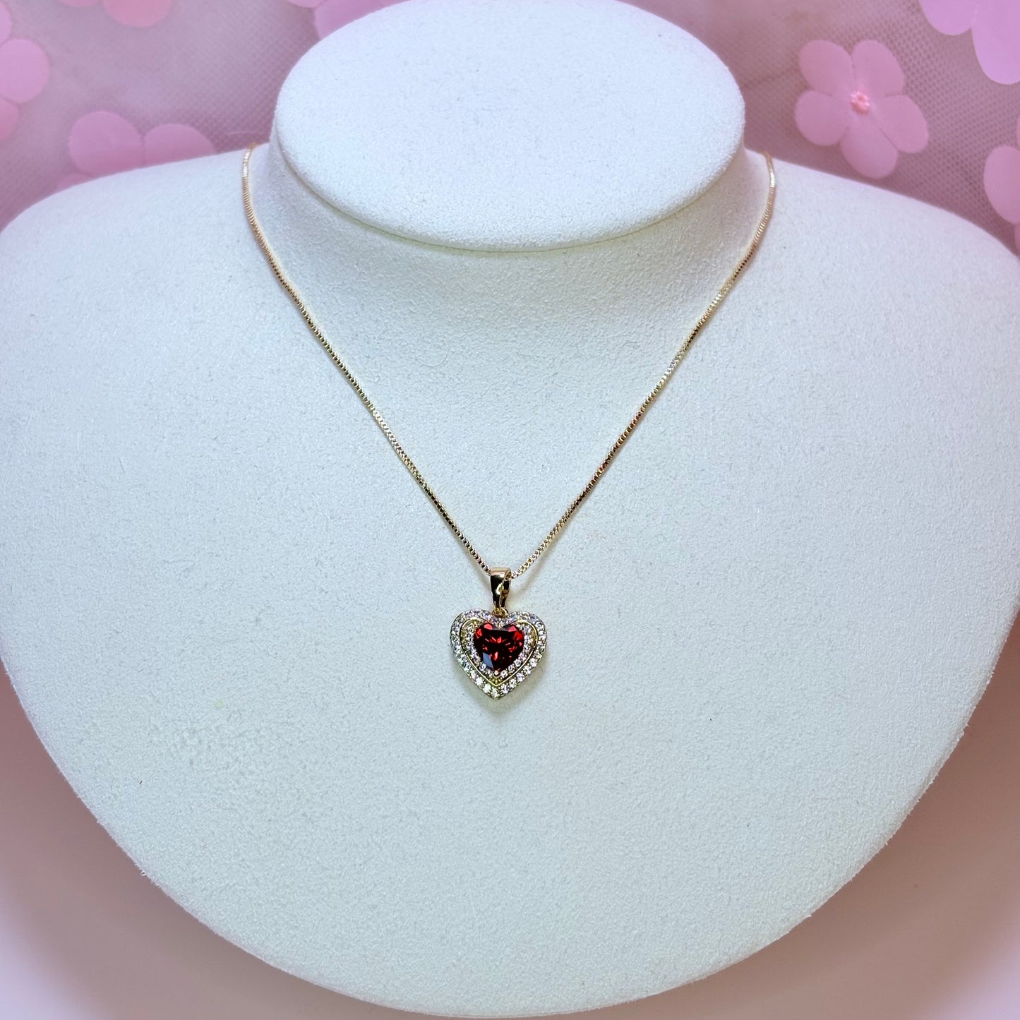 katniss rubi red heart necklace