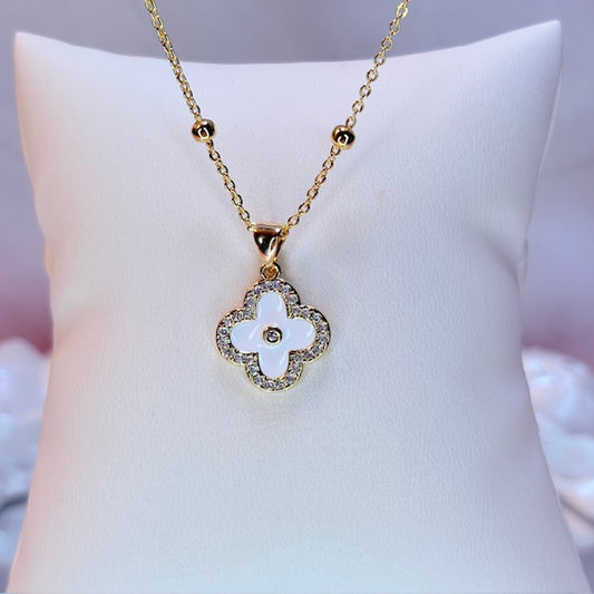 keala clover necklace