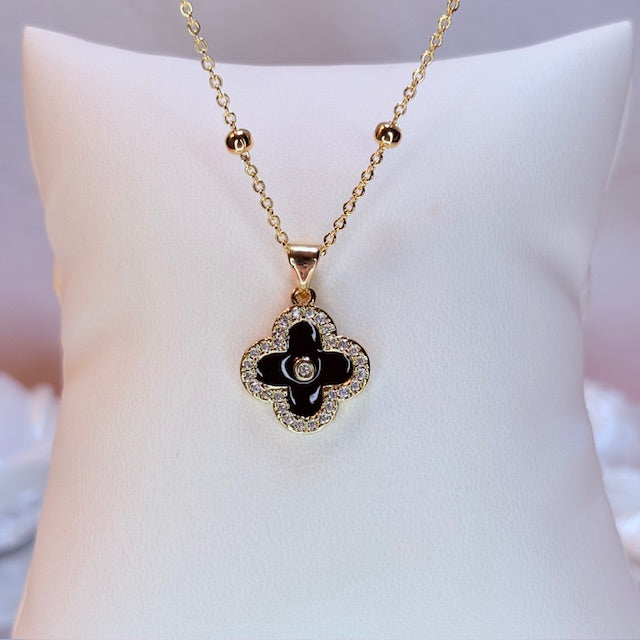 keala clover necklace
