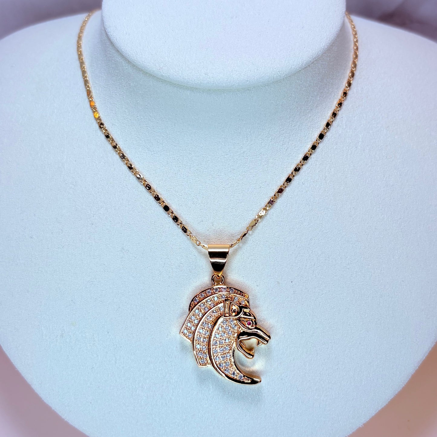 leo necklace